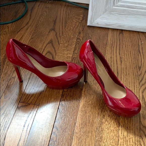 Red heels - Picture 2 of 5